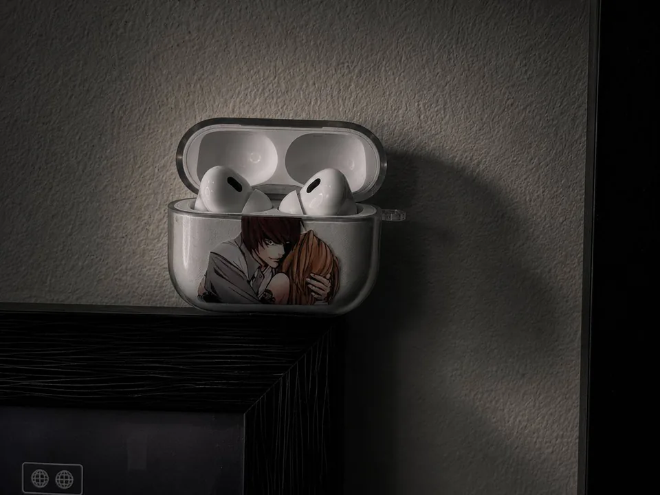 White anime Plain AirPods Case