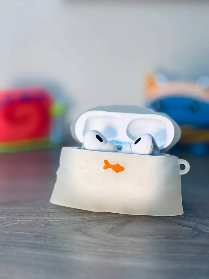 transparent Classic AirPods Case