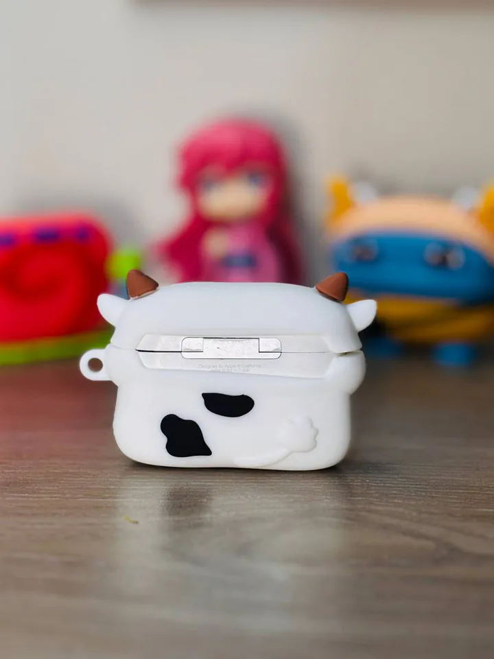 White Boba 3D AirPods Case