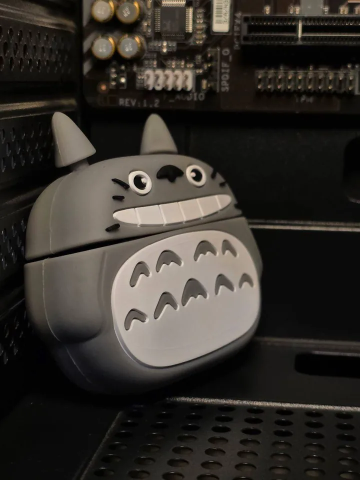 Chrome Character 3D AirPods Case