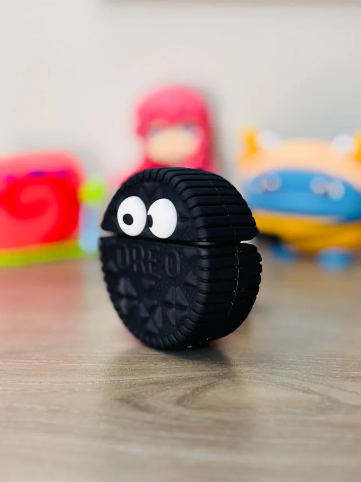 Black Snack 3D AirPods Case