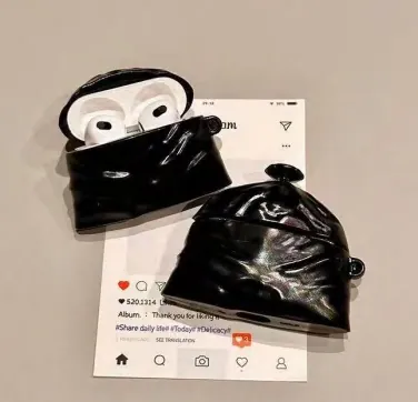 Black Novelty 3D AirPods Case