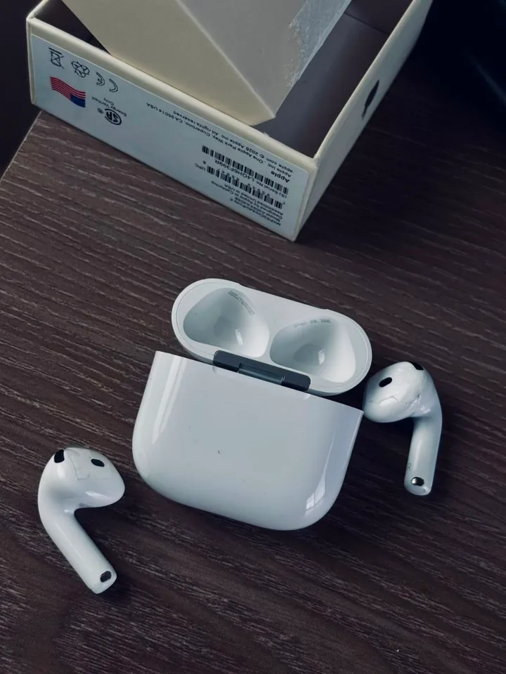 Airpods 4 - USA