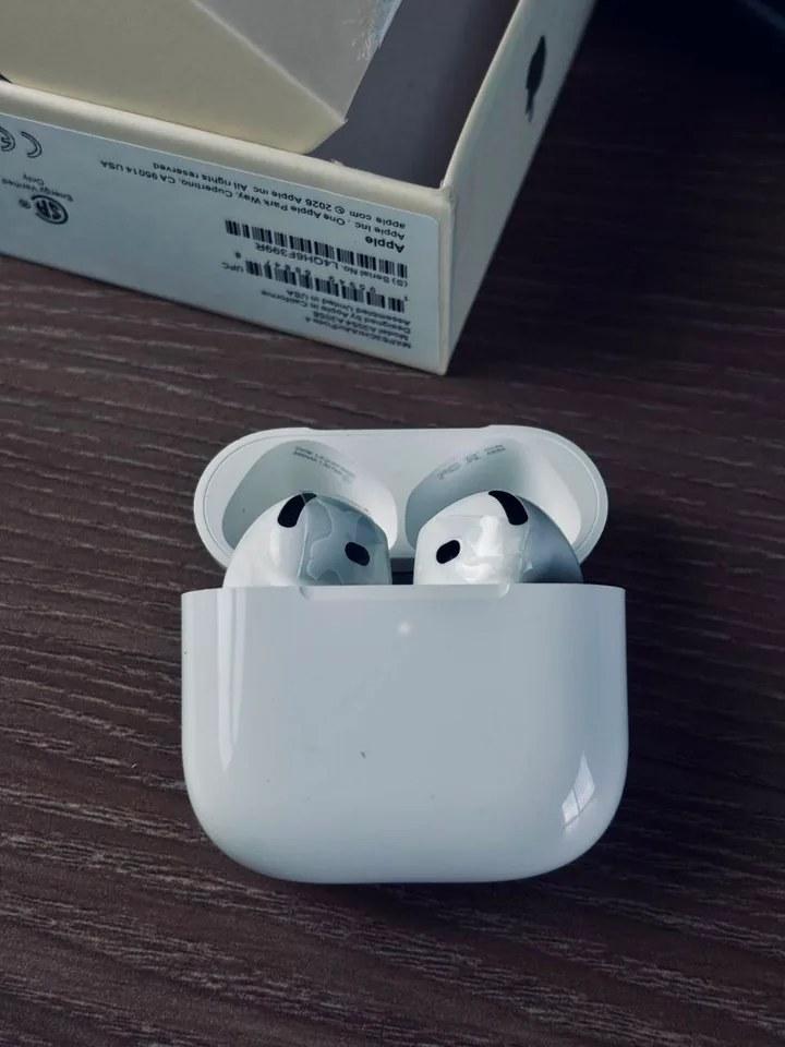 Airpods 4 - USA