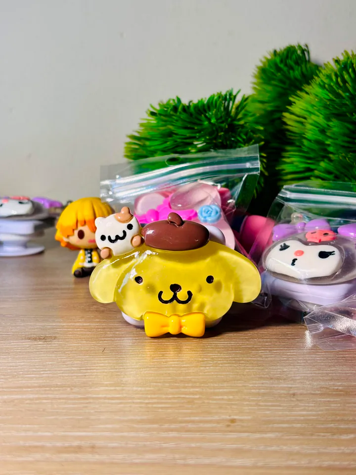 Pompompurin Phone Holder